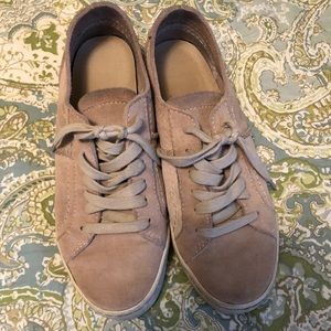 Dolce Vita Zalen suede sneaker